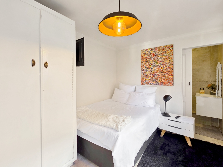 12 Bedroom Property for Sale in Camps Bay Western Cape